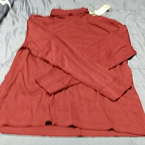 Sweater - Picture 2 of 3